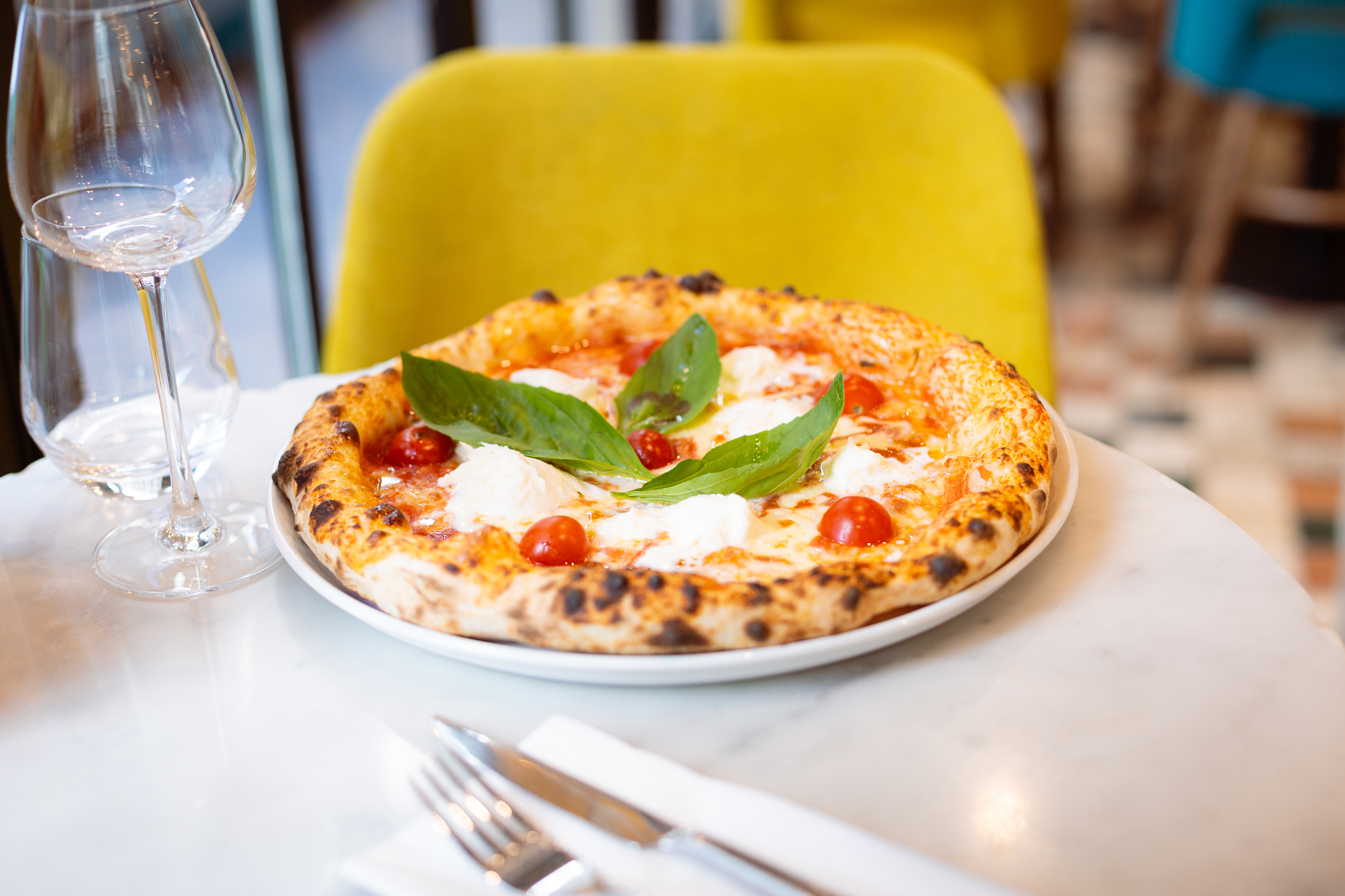 Photographie d'ambiance Perlamatta - Scène de restaurant italien authentique 10